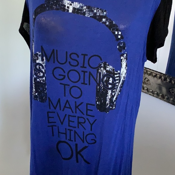 BOBEAU TUNIC “MUSIC GOING TO MAKE EVERYTHING OK” - Picture 2 of 5